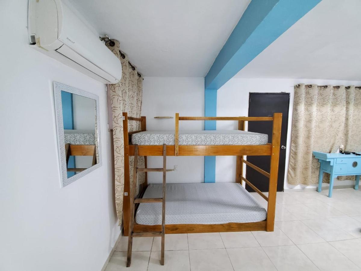 Downtown Hostel Четумал Екстериор снимка